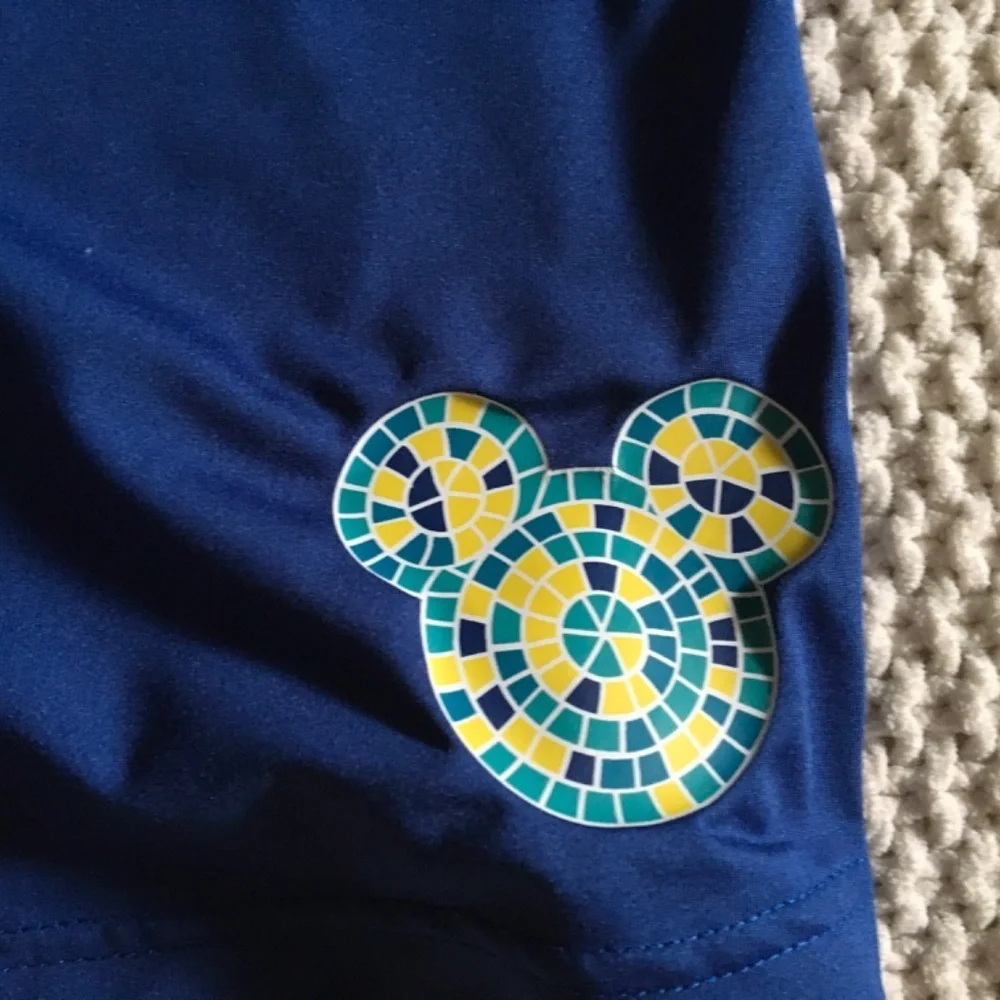 DISNEY RACERBACK SHIRT SIZE MEDIUM - Picture 3 of 4